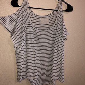 open shoulder tee shirt